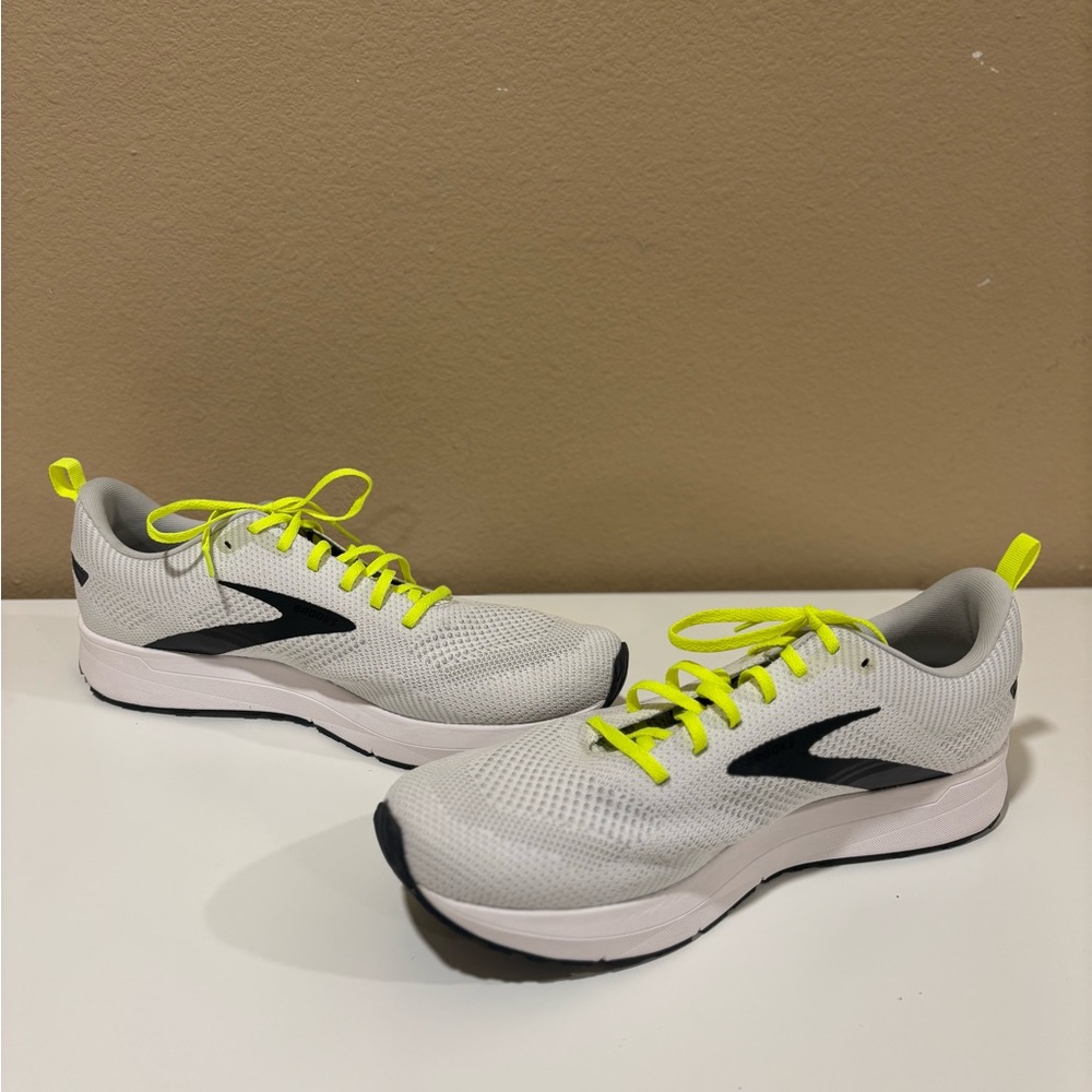 Brooks Revel 5 Men’s Running Shoes